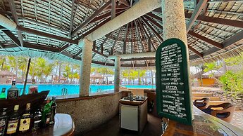 Coco Grove Beach Resort