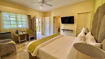 Coco Grove Beach Resort