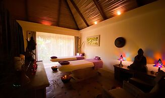 Coco Grove Beach Resort