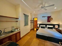 Coco Grove Beach Resort