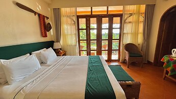 Coco Grove Beach Resort