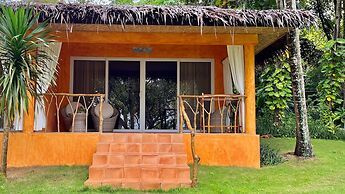 Coco Grove Beach Resort