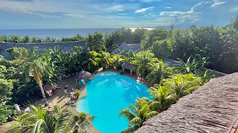 Coco Grove Beach Resort