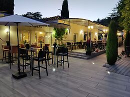 Hotel Les Alpes