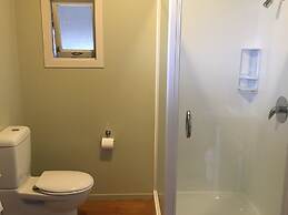 Woodlands Motels and Apartments