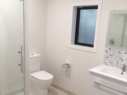 Woodlands Motels and Apartments