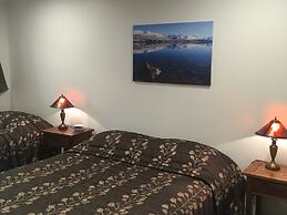 Woodlands Motels and Apartments