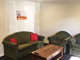 Woodlands Motels and Apartments