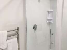 Woodlands Motels and Apartments