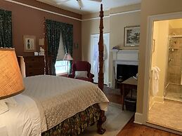 The Lily Inn