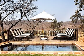 Tshwene Lodge