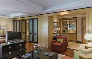 No5 Boutique Art Hotel by Mantis