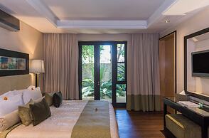 No5 Boutique Art Hotel by Mantis