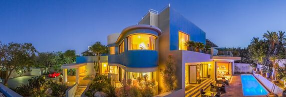 No5 Boutique Art Hotel by Mantis