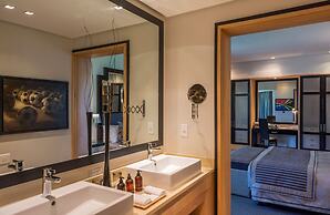 No5 Boutique Art Hotel by Mantis