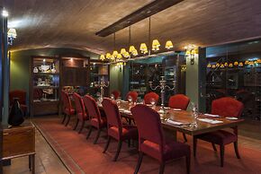 No5 Boutique Art Hotel by Mantis