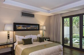 No5 Boutique Art Hotel by Mantis