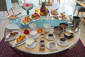 No5 Boutique Art Hotel by Mantis