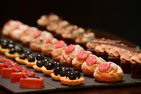 Raouché Arjaan by Rotana