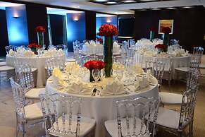 Raouché Arjaan by Rotana