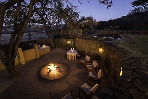 Ekuthuleni Lodge