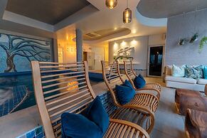 Views Boutique Hotel & Spa