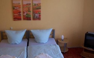 Hotel Pension Streuhof Berlin