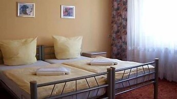 Hotel Pension Streuhof Berlin