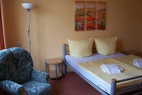 Hotel Pension Streuhof Berlin