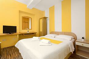 Pansion Zlatna Ribica