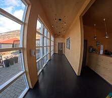 Hotel Sveinbjarnargerdi