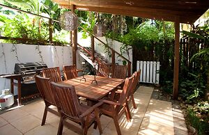 Coral Sea Villas