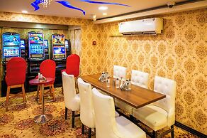 O Hotel Goa, Candolim Beach