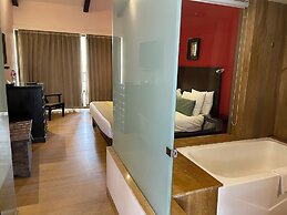 O Hotel Goa, Candolim Beach