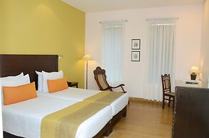 O Hotel Goa, Candolim Beach