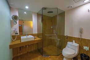 O Hotel Goa, Candolim Beach