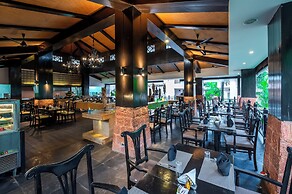 O Hotel Goa, Candolim Beach