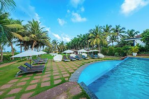 O Hotel Goa, Candolim Beach