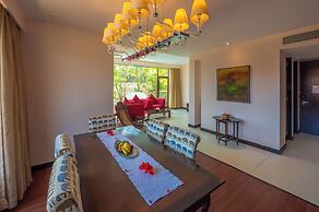 O Hotel Goa, Candolim Beach