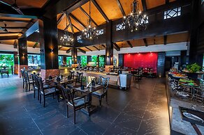 O Hotel Goa, Candolim Beach