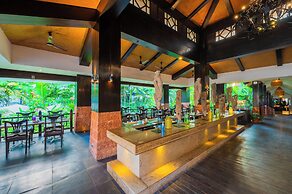 O Hotel Goa, Candolim Beach