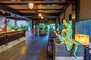 O Hotel Goa, Candolim Beach