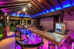 O Hotel Goa, Candolim Beach