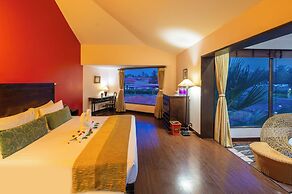 O Hotel Goa, Candolim Beach