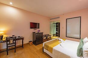 O Hotel Goa, Candolim Beach