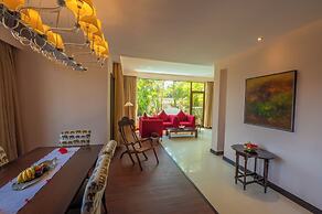 O Hotel Goa, Candolim Beach