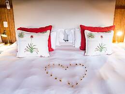 aha Thakadu River Camp