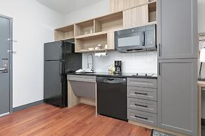 Candlewood Suites Houston I-10 East by IHG