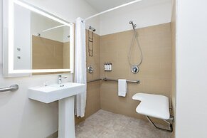 Candlewood Suites Houston I-10 East by IHG