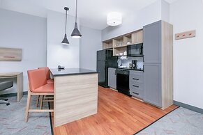 Candlewood Suites Houston I-10 East by IHG